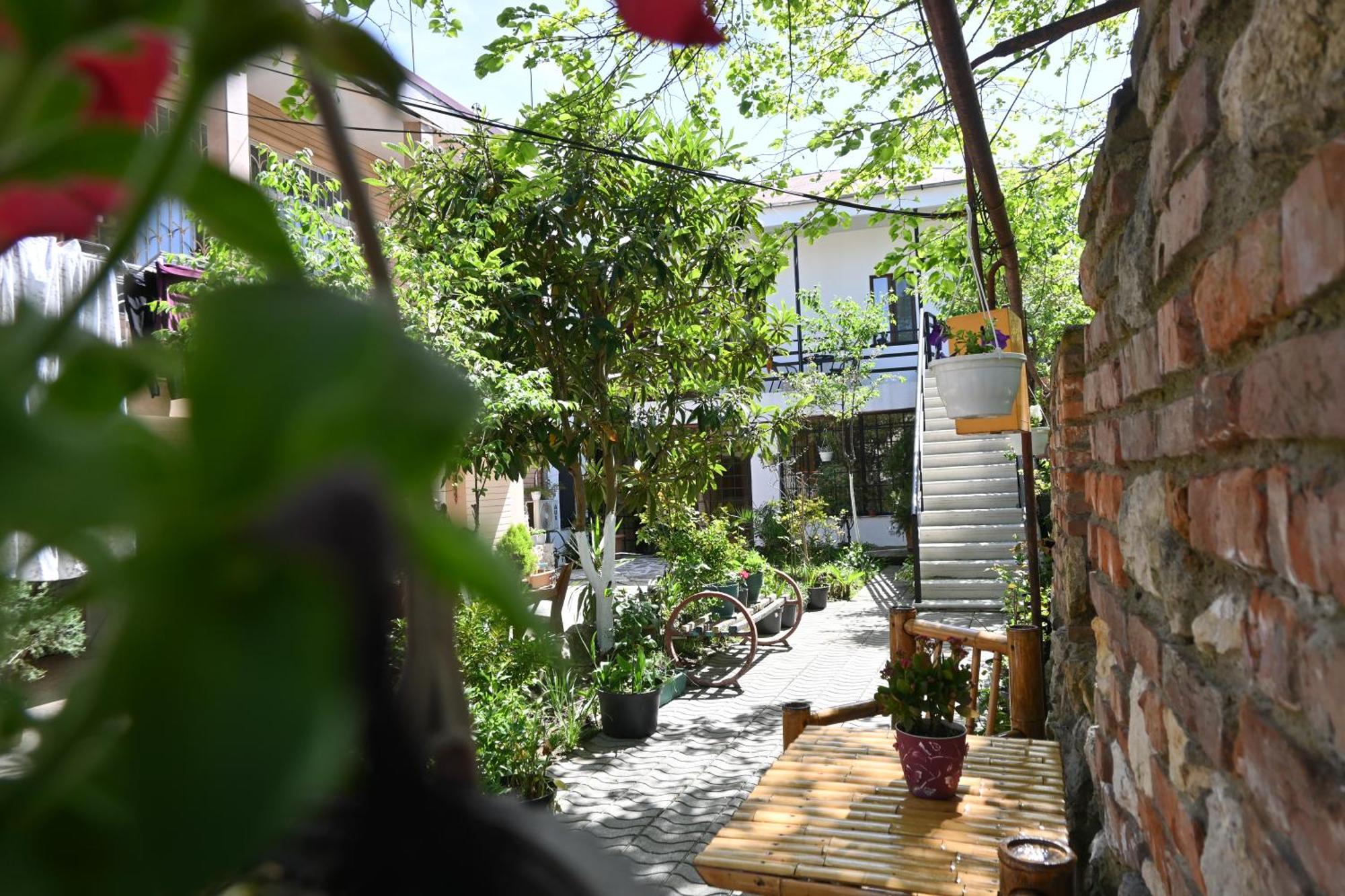 Jerusalem Hotel Kutaisi Dış mekan fotoğraf